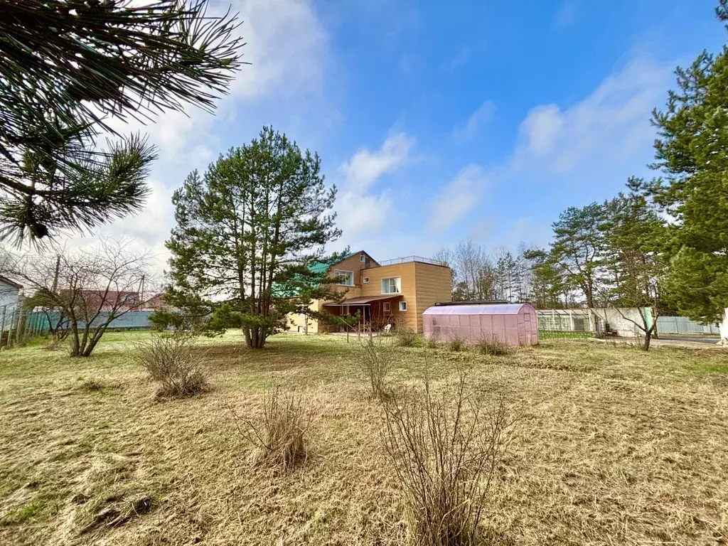 Дом в Калужская область, Дзержинский муниципальный округ, Товарково ... - Фото 1