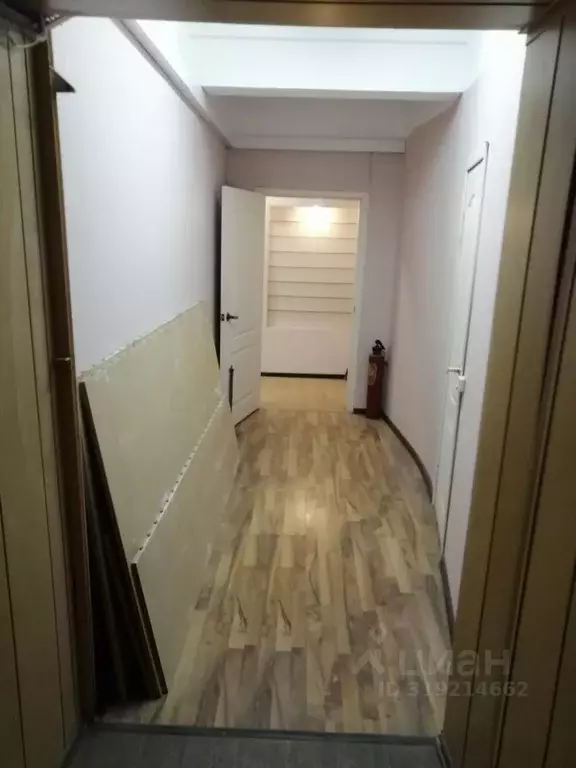 Помещение свободного назначения в Коми, Воркута ул. Суворова, 30/1 (26 ... - Фото 0