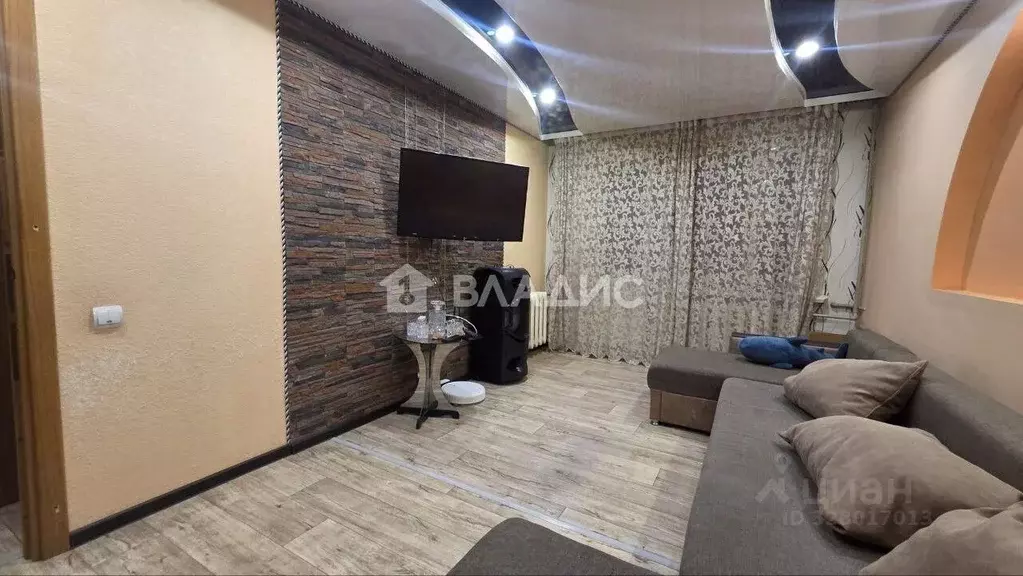 2-к кв. Белгородская область, Белгород ул. Есенина, 12 (50.3 м) - Фото 2