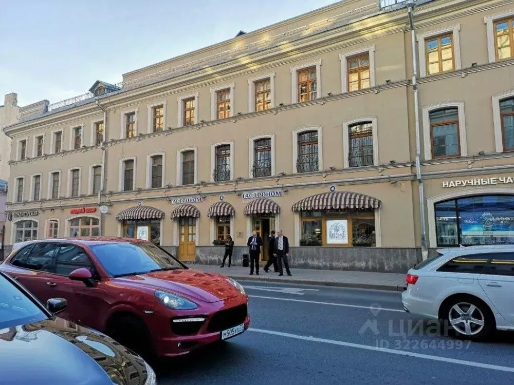 Торговая площадь в Москва ул. Сретенка, 9 (240 м) - Фото 1