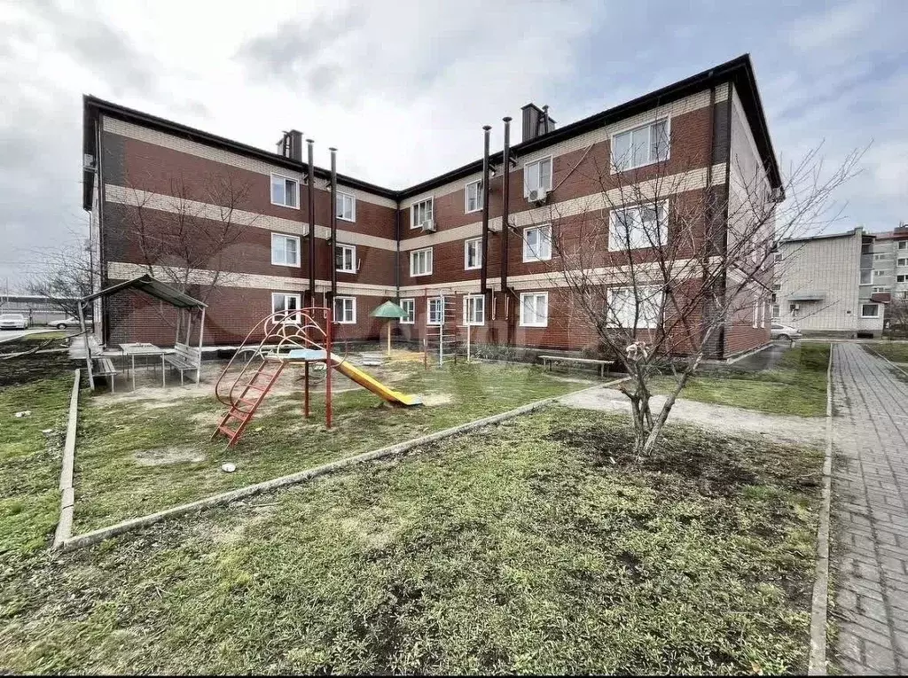 3-к кв. Белгородская область, Алексеевка ул. Ватутина, 32 (63.5 м) - Фото 0