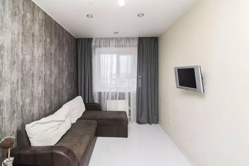 1-к кв. Тюменская область, Тюмень Минская ул., 81 (32.2 м) - Фото 1