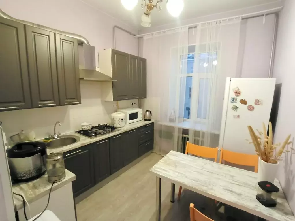 4-к кв. Санкт-Петербург Суворовский просп., 7/19 (81.8 м) - Фото 0