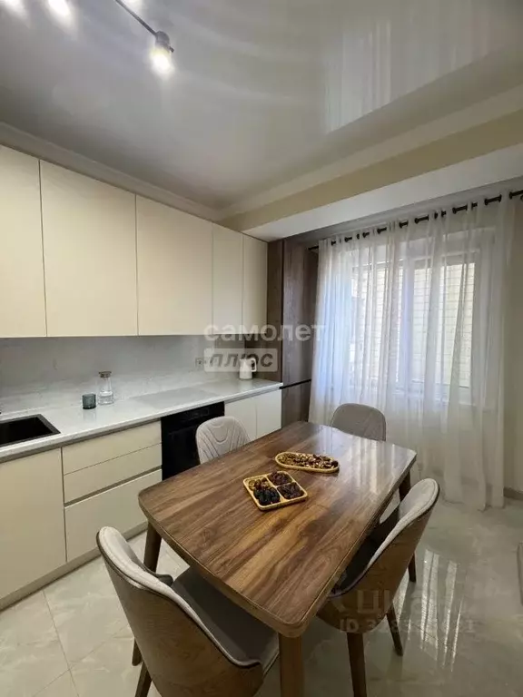 2-к кв. Дагестан, Дербент ул. Гейдара Алиева, 10 (75.0 м) - Фото 1