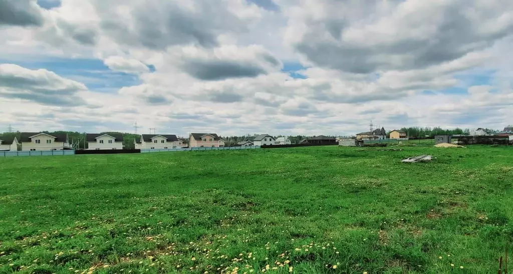 Участок в Московская область, Солнечногорск городской округ, д. ... - Фото 1