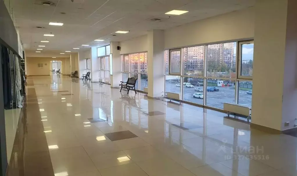 Торговая площадь в Санкт-Петербург Варшавская ул., 3к1 (1110 м) - Фото 1