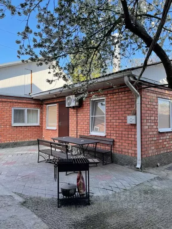 Дом в Краснодарский край, Ейск ул. Шевченко, 65 (50 м) - Фото 0