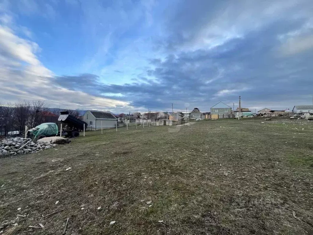 Участок в Крым, Симферопольский район, Добровское с/пос, с. Пионерское ... - Фото 2