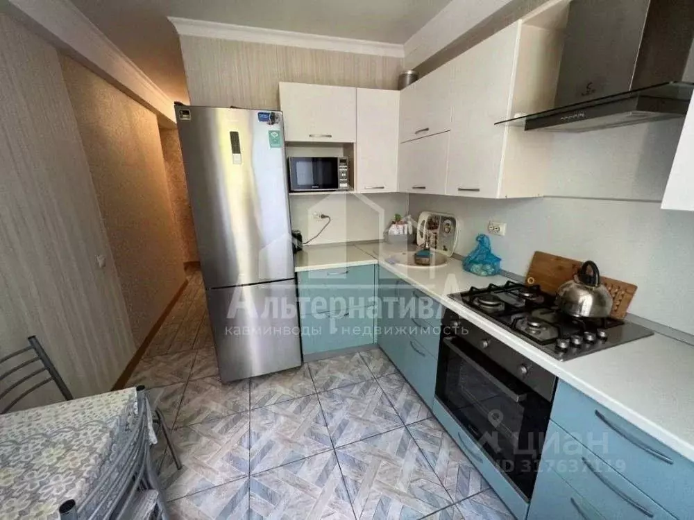 3-к кв. Ставропольский край, Кисловодск проезд Цандера (70.0 м) - Фото 1
