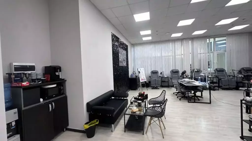 Помещение свободного назначения в Красноярский край, Красноярск ... - Фото 1