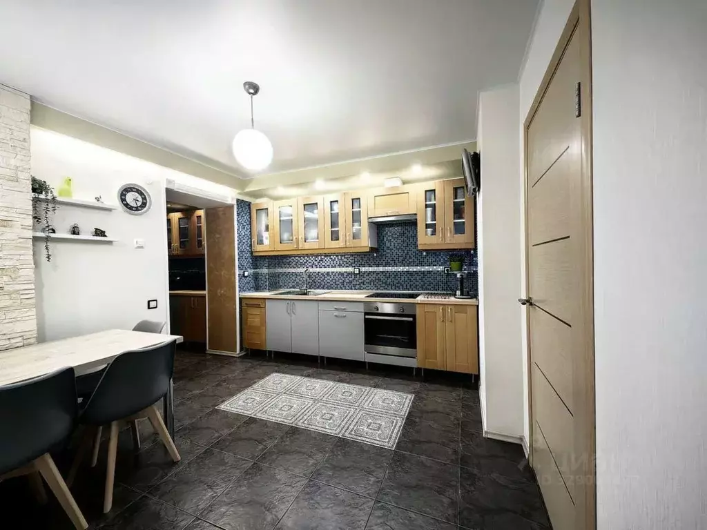 2-к кв. Самарская область, Самара Молодежная ул., 16 (64.6 м) - Фото 1