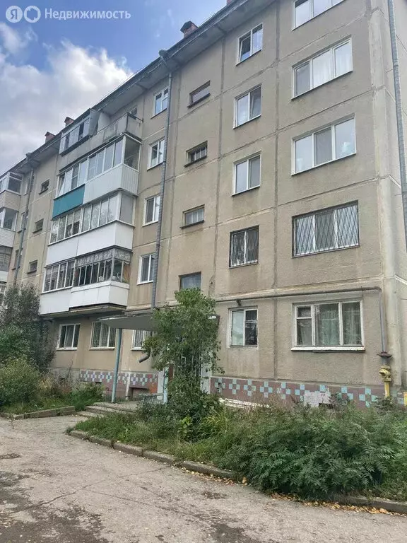 1-комнатная квартира: Верхний Тагил, улица Медведева, 20 (30.4 м) - Фото 0