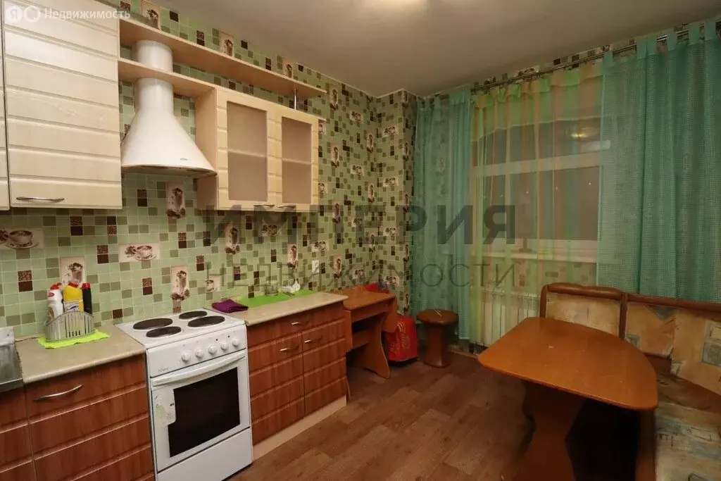 2-комнатная квартира: Магадан, Марчеканская улица, 10 (56.6 м) - Фото 2