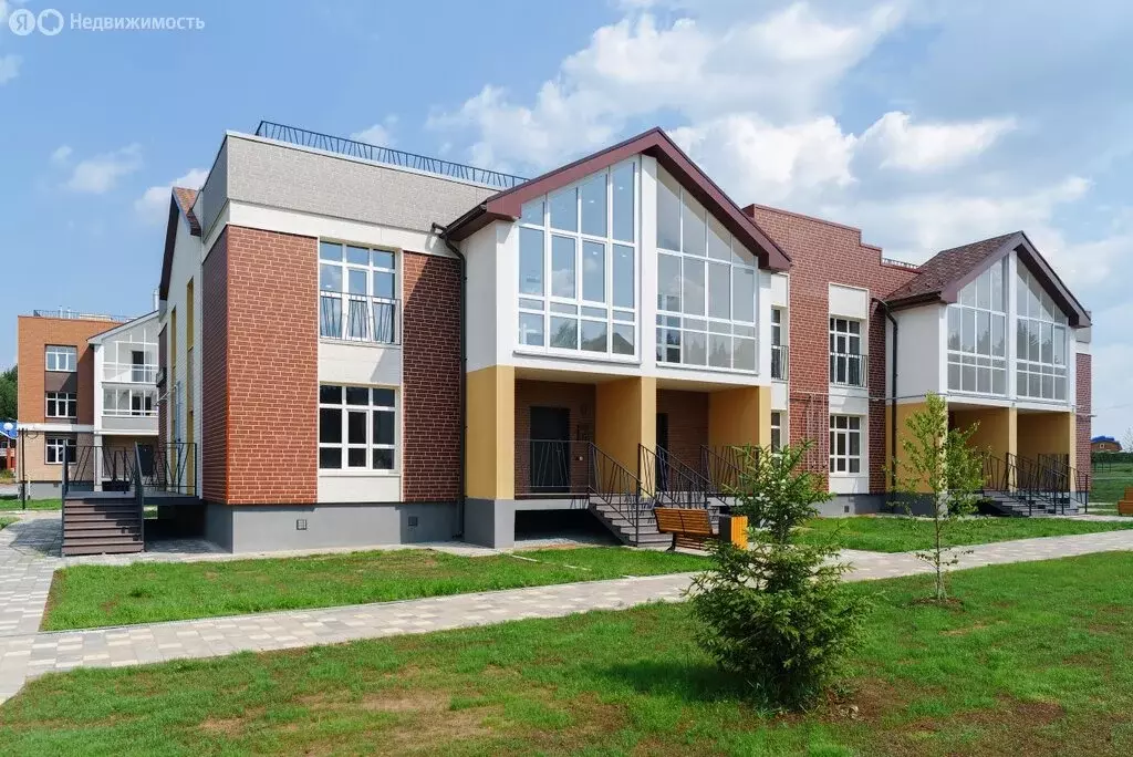 2-комнатная квартира: Киров, улица Героя Рослякова, 2 (52.2 м) - Фото 1