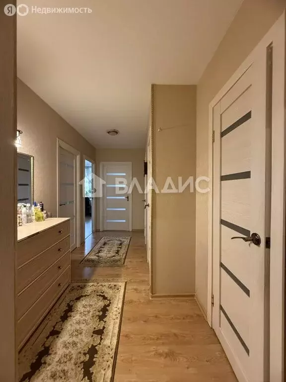 3-комнатная квартира: Вологда, улица Возрождения, 47 (81 м) - Фото 1