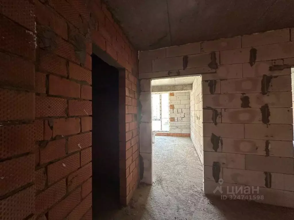 3-к кв. Северная Осетия, Владикавказ Весенняя ул., 37Б (92.6 м) - Фото 2