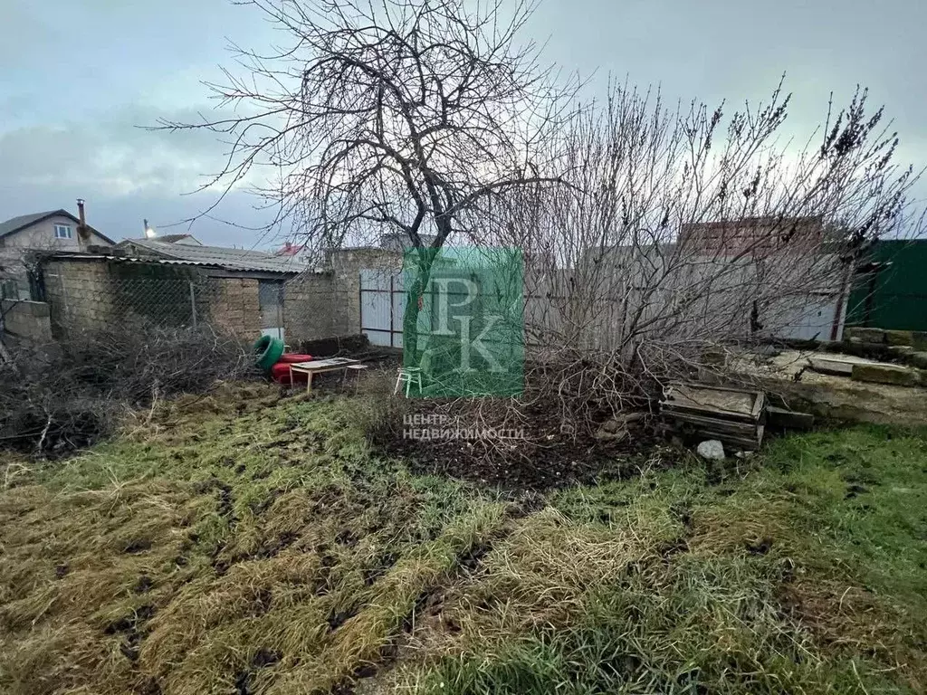 Участок в Севастополь Металлист садовое товарищество, 165 (6.6 сот.) - Фото 1