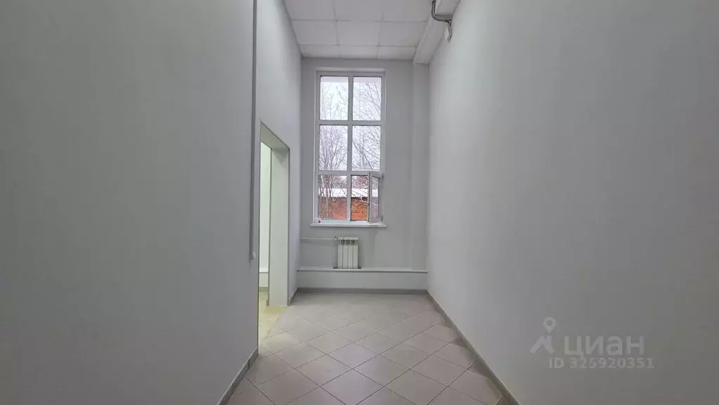 Помещение свободного назначения в Московская область, Красногорск ул. ... - Фото 1