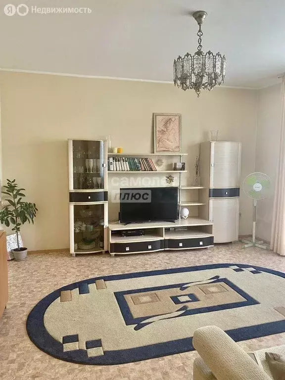 3-комнатная квартира: Миасс, улица Ильмен-Тау, 12 (63 м) - Фото 0
