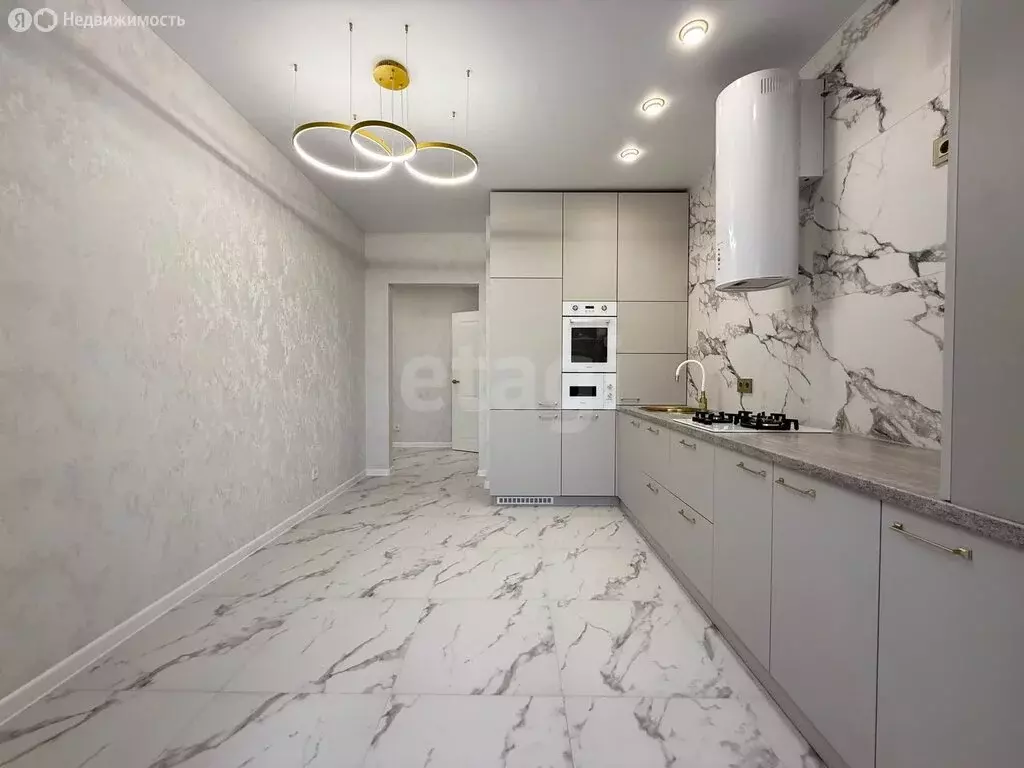 1-комнатная квартира: Медведево, посёлок городского типа Медведево, ... - Фото 1