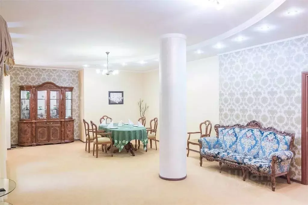 Комната Саратовская область, Саратов Соборная пл., 2 - Фото 1