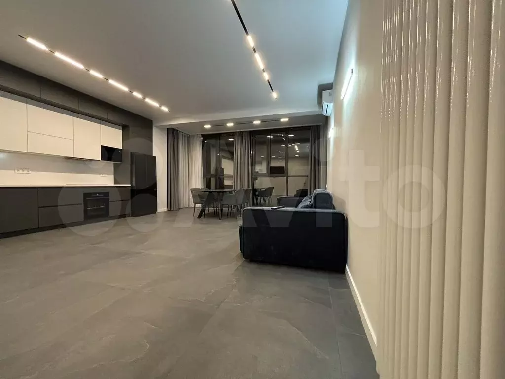 2-к. квартира, 70 м, 4/8 эт. - Фото 1