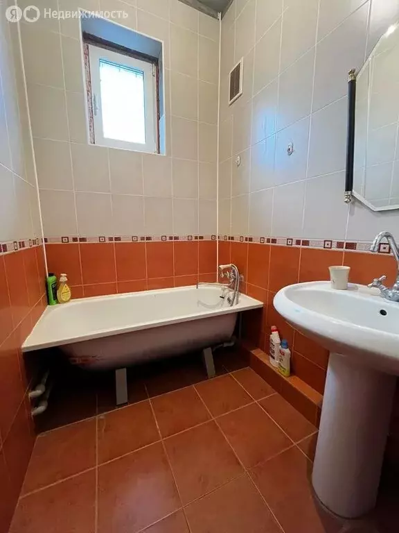 Дом в Ессентуки, улица Верхняя Аллея, 8 (360 м) - Фото 0