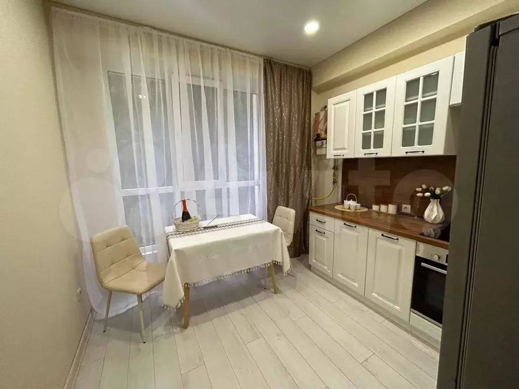 1-к. квартира, 40 м, 3/13 эт. - Фото 0