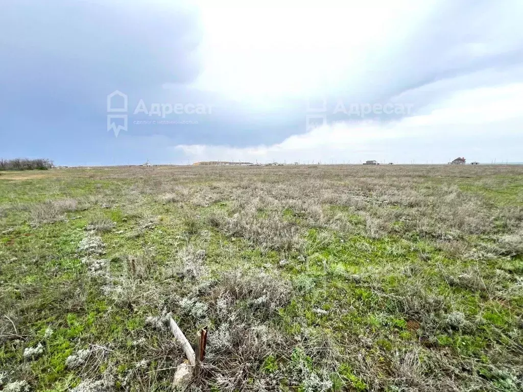 Участок в Волгоградская область, Волгоград Верхнезареченский пгт, ул. ... - Фото 1