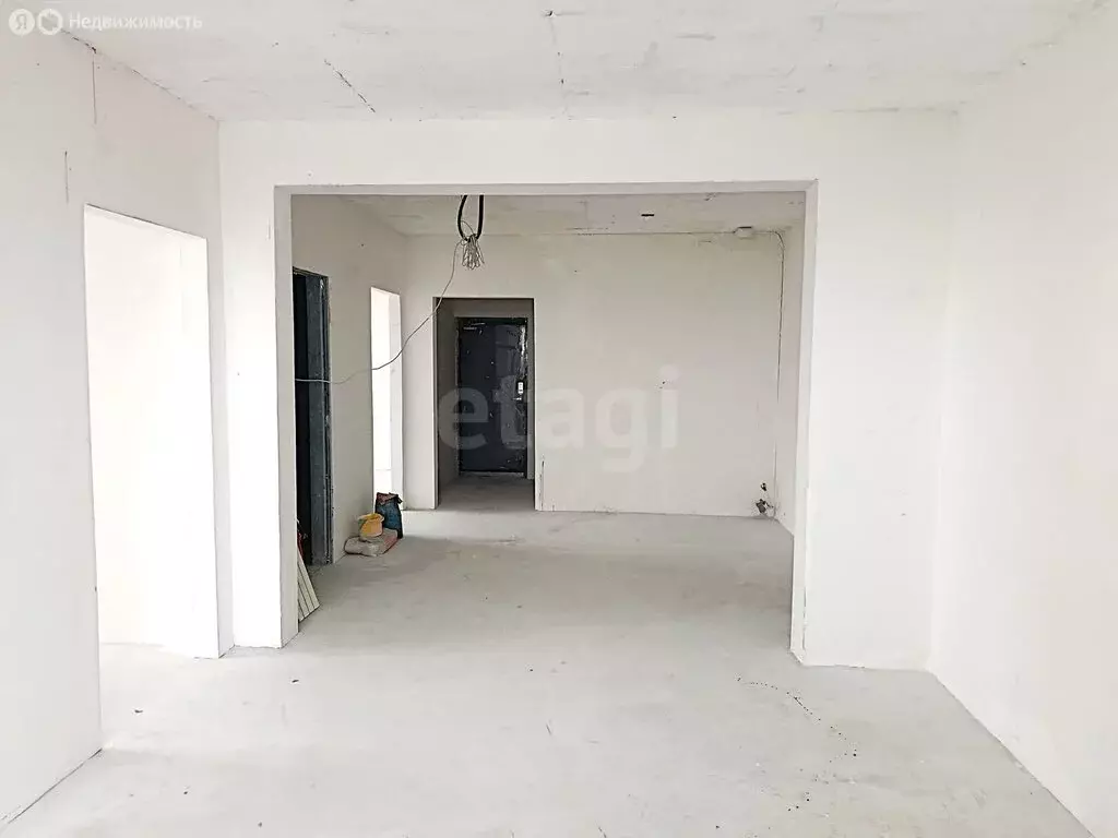 3-комнатная квартира: Южно-Сахалинск, проспект Мира, 298 (69.6 м) - Фото 2