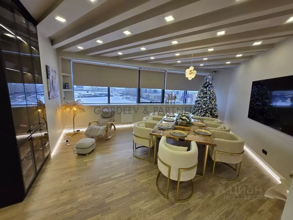 4-к кв. Татарстан, Казань просп. Альберта Камалеева, 1 (233.0 м) - Фото 1