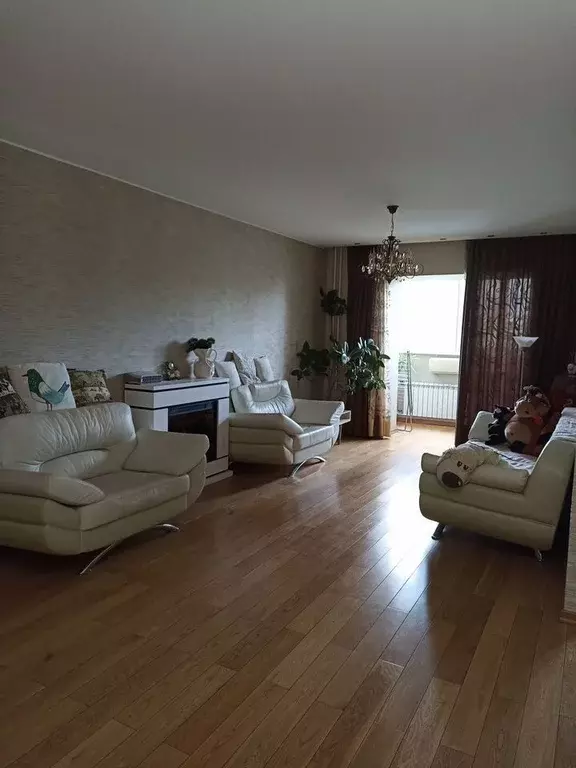 3-к кв. Московская область, Балашиха Заречная ул., 32 (104.0 м) - Фото 1