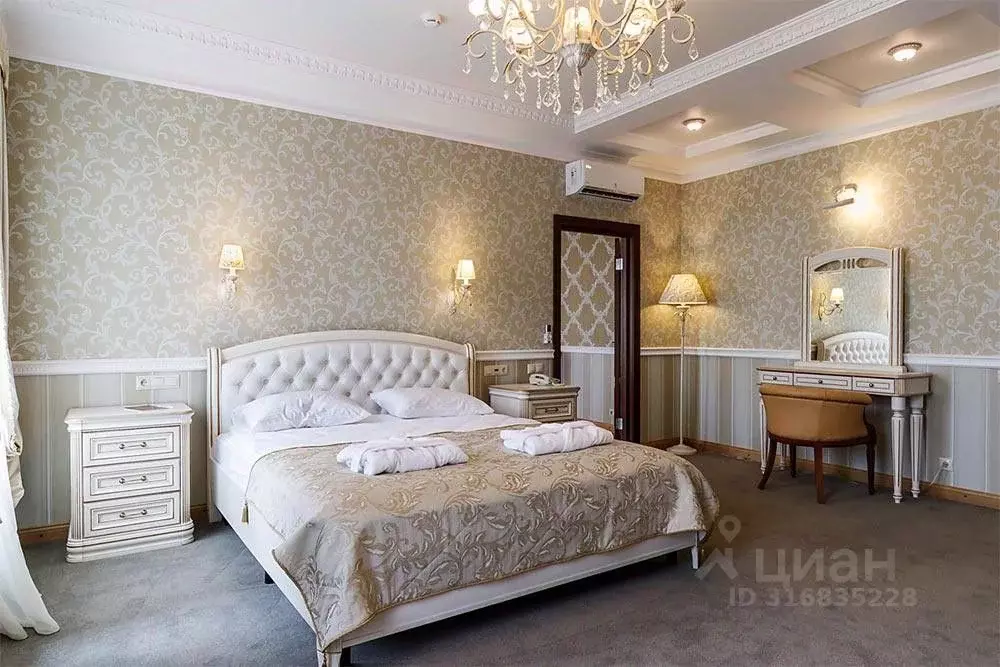 Комната Московская область, Серпухов Калужская ул., 9 (102.0 м) - Фото 0