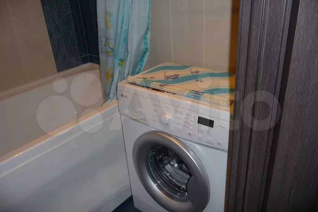 1-к. квартира, 40 м, 4/9 эт. - Фото 1