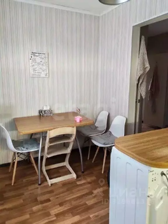 2-к кв. Алтай, Горно-Алтайск ул. Ушакова (49.0 м) - Фото 1