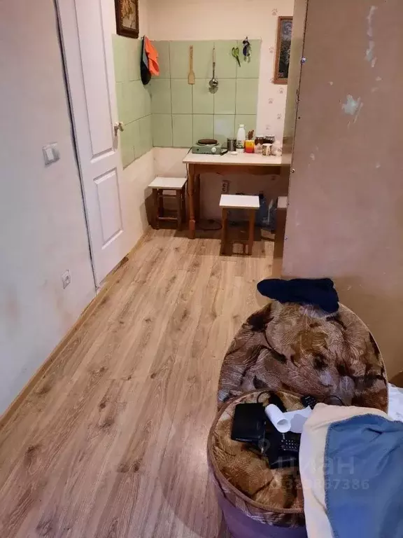 Студия Смоленская область, Смоленск ул. Юрьева, 5 (19.0 м) - Фото 1