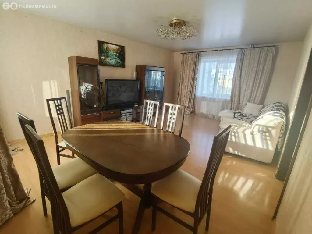 3-комнатная квартира: Иркутск, микрорайон Радужный, 37 (74.4 м) - Фото 1