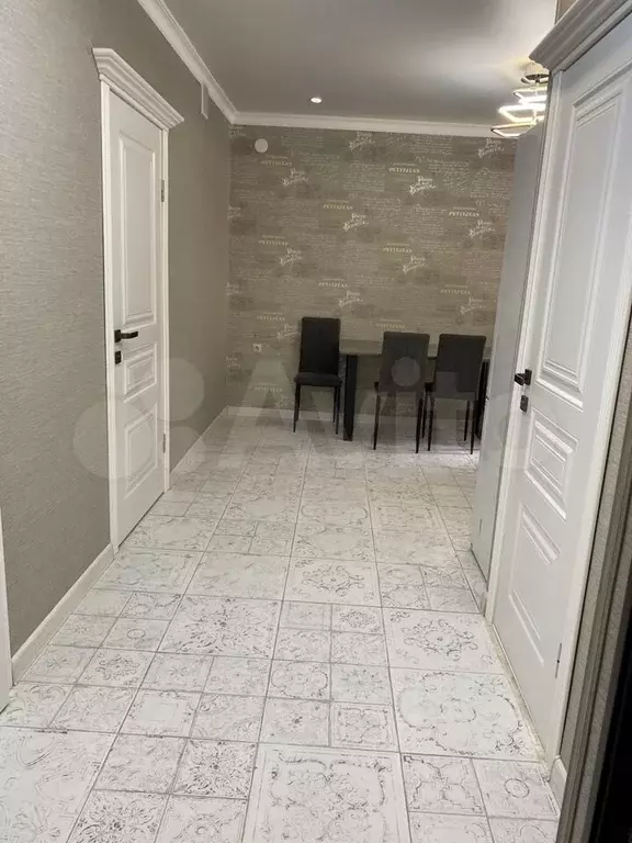 2-к. квартира, 60 м, 3/5 эт. - Фото 1