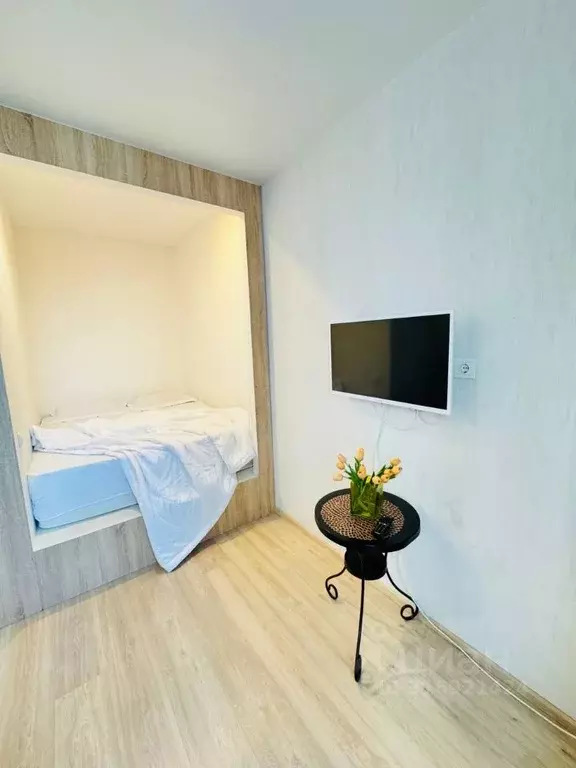 Студия Свердловская область, Екатеринбург ул. Крестинского, 35 (30.0 ... - Фото 1