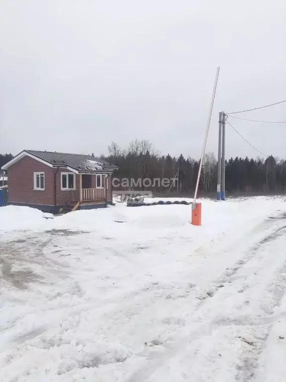 Участок в Московская область, Наро-Фоминский городской округ, д. ... - Фото 0