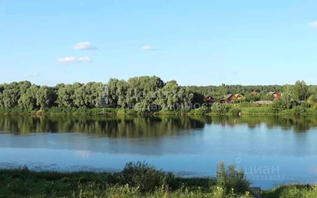 Дом в Новгородская область, Новгородский район, Бронницкое с/пос, д. ... - Фото 1