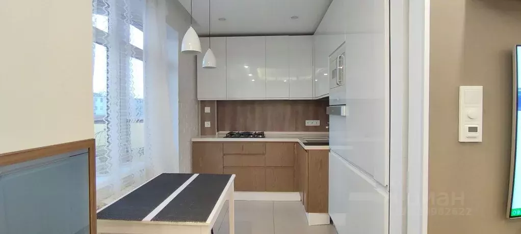 4-к кв. Псковская область, Псков Коммунальная ул., 15Б (85.5 м) - Фото 0