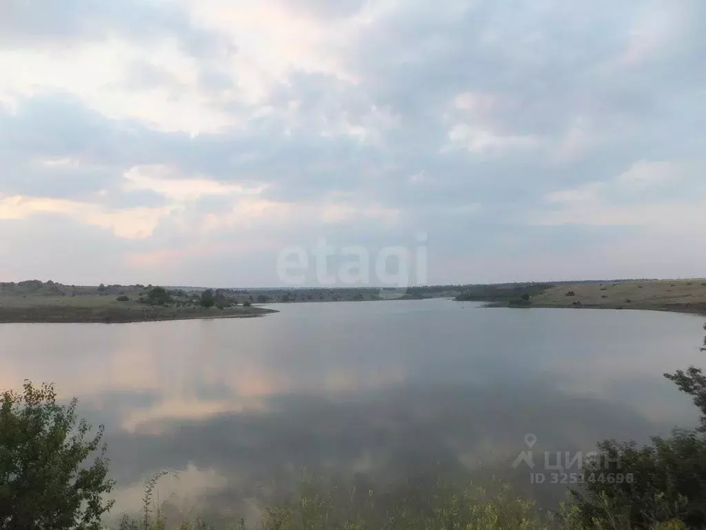 Участок в Ростовская область, Мясниковский район, с. Чалтырь ул. ... - Фото 1