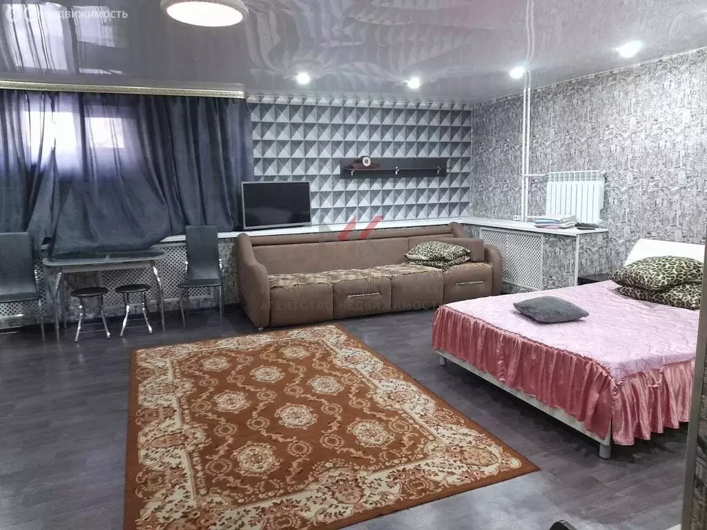 Квартира-студия: Кызыл, улица Каа-Хем, 90Б (42 м) - Фото 1