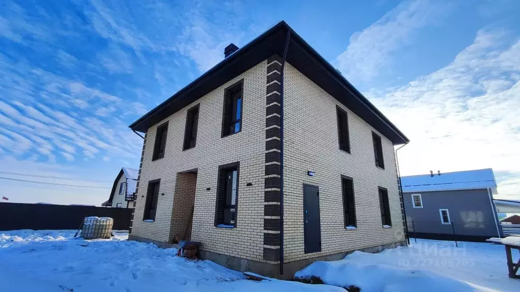 Дом в Ленинградская область, Гатчинский муниципальный округ, д. ... - Фото 1