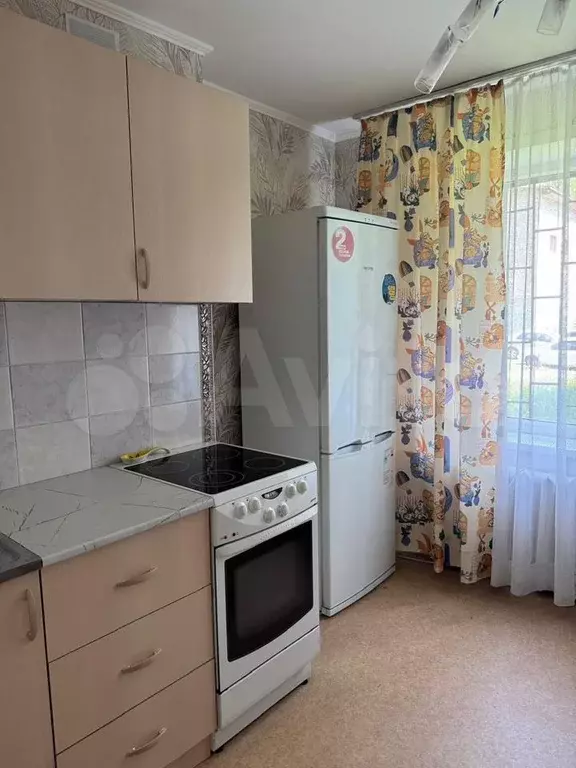 2-к. квартира, 65 м, 1/10 эт. - Фото 0