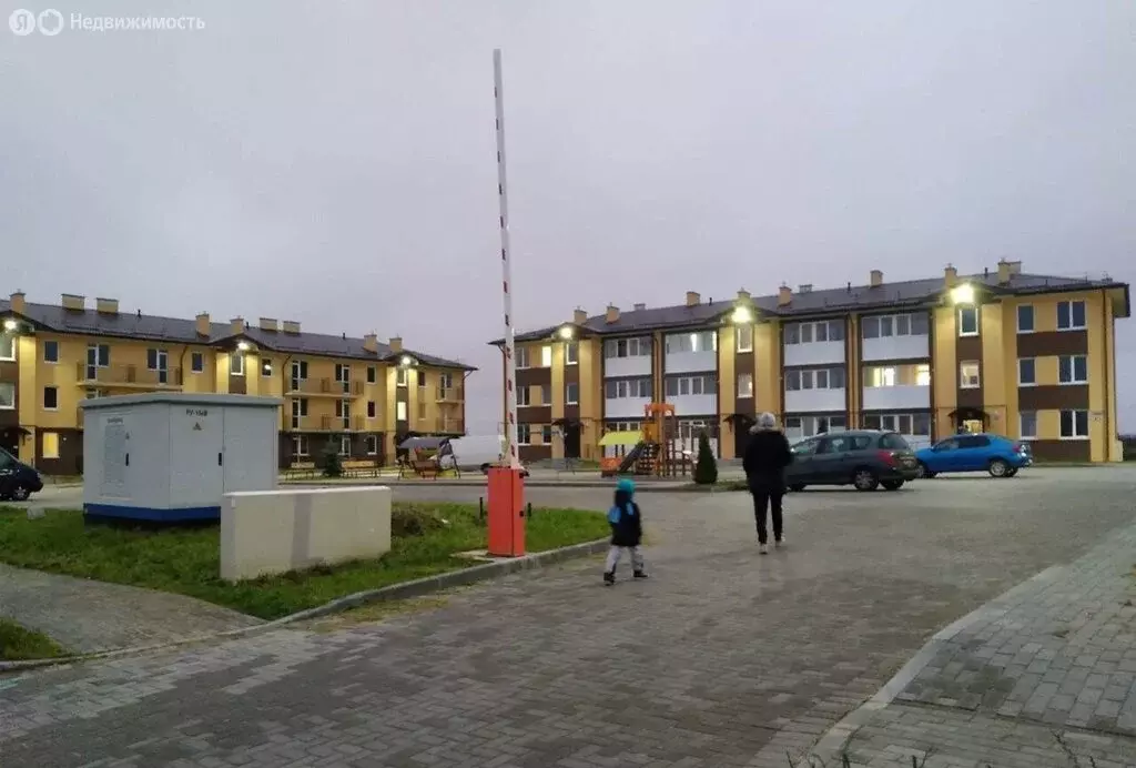 1-комнатная квартира: Калининград, Лазурная улица, 27 (23 м) - Фото 1