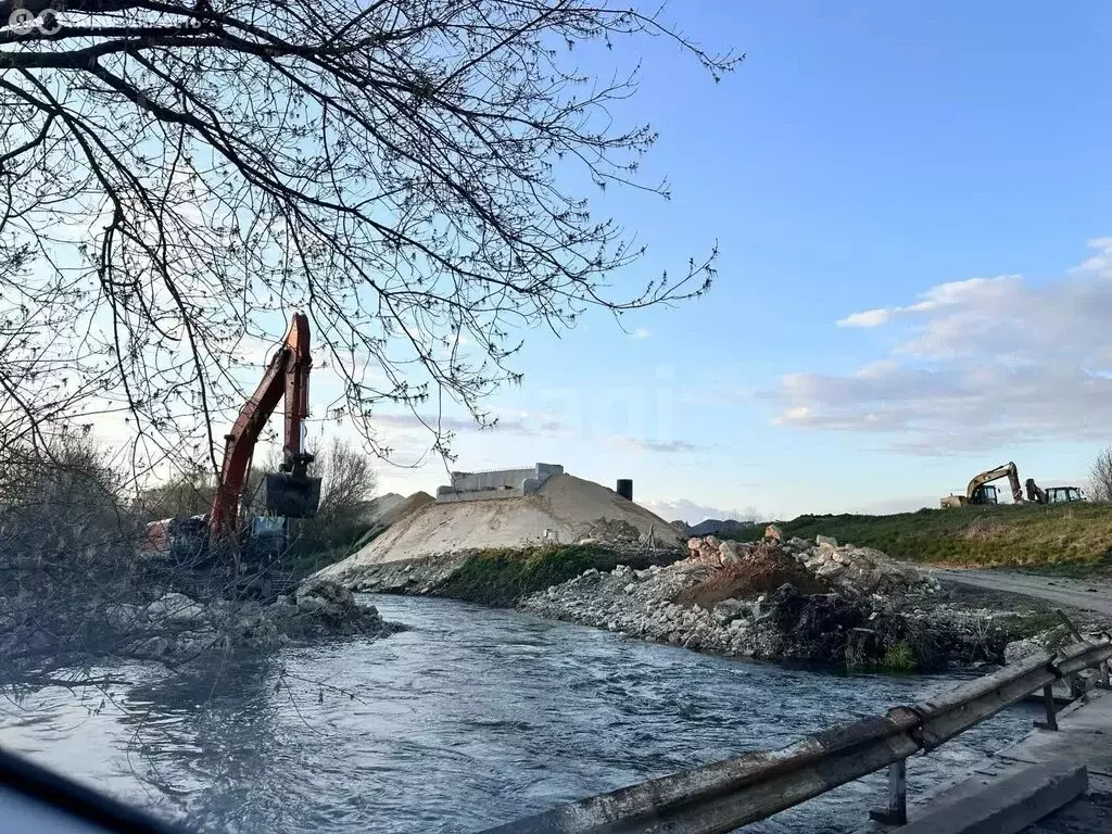 Участок в деревня Засновка, Озёрная улица (33 м) - Фото 1
