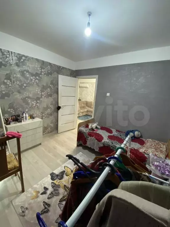 4-к. квартира, 60 м, 5/5 эт. - Фото 1
