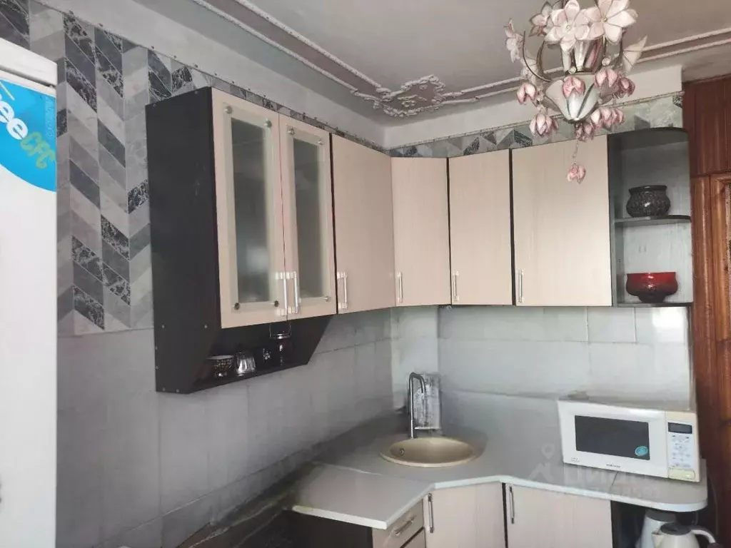 3-к кв. Курская область, Курчатов ул. Энергетиков, 37 (64.4 м) - Фото 1